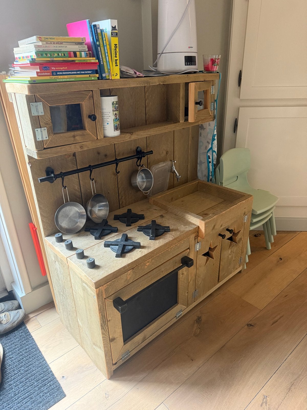 Houten speelkeuken met accessoires, Kinderen en Baby's, Ophalen of Verzenden, Gebruikt, Meubelstuk of Keukentje