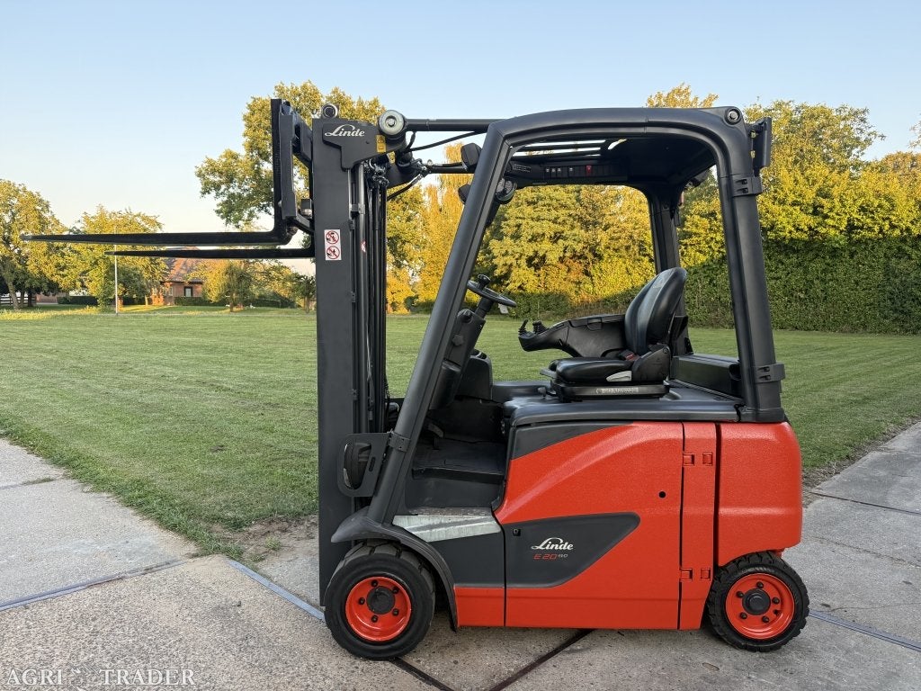 Linde 2 tonner elektrisch BJ2017 triplo 4.6M freelift Sidesh, Info@vanbeurdenheftrucks.nl, Linde, Heftruck, Ophalen of Verzenden