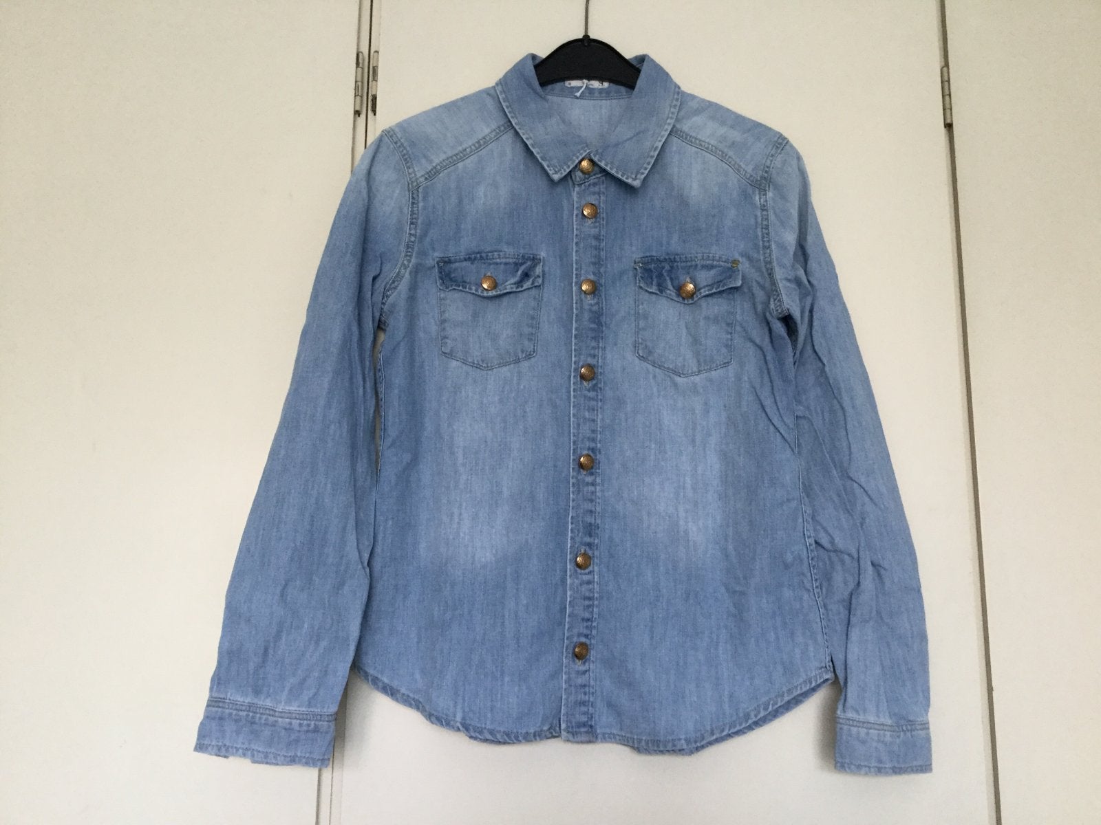 Nieuwe dames spijkerblouse ., Ophalen of Verzenden, Zo goed als nieuw, Blauw