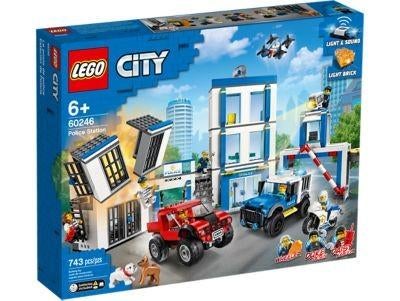 Nieuw in doos: LEGO City Politiebureau 60246, Ophalen of Verzenden