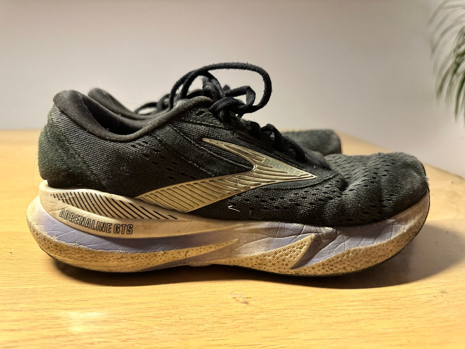 Brooks Adrenaline GTS 24 hardloopschoenen - Maat 38.5, Overige merken, Gebruikt, Hardloopschoenen, Ophalen of Verzenden
