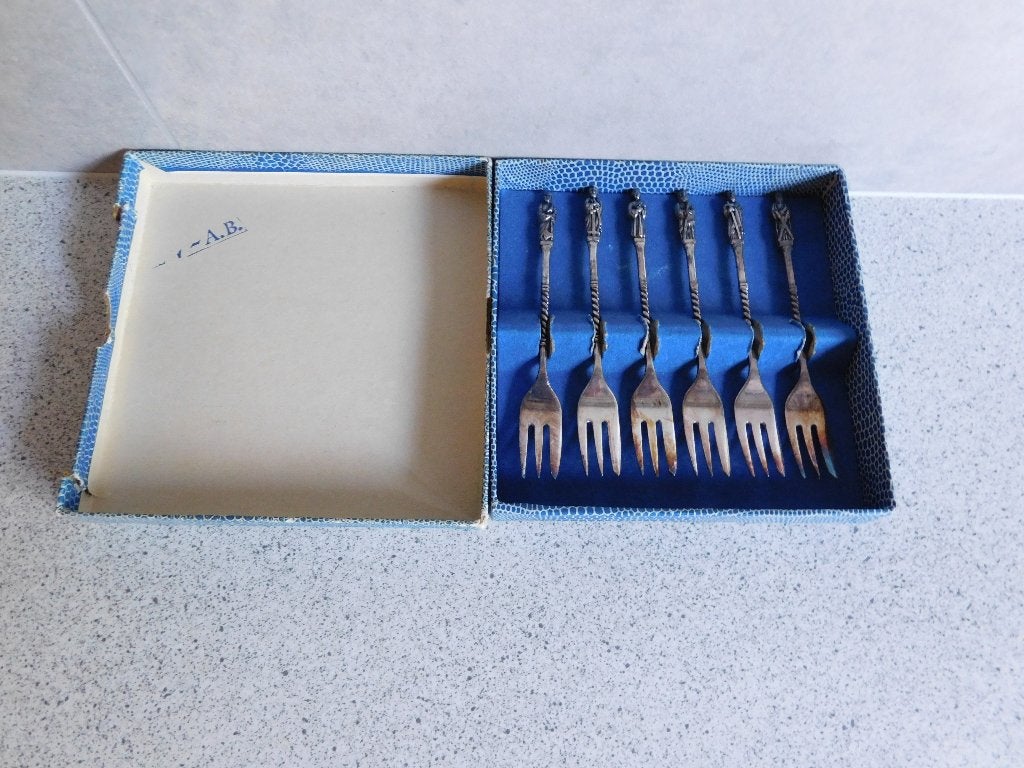 6 Gebakvorkjes 12 cm in Doos Apostelen V AB Verzilverd, Ophalen of Verzenden