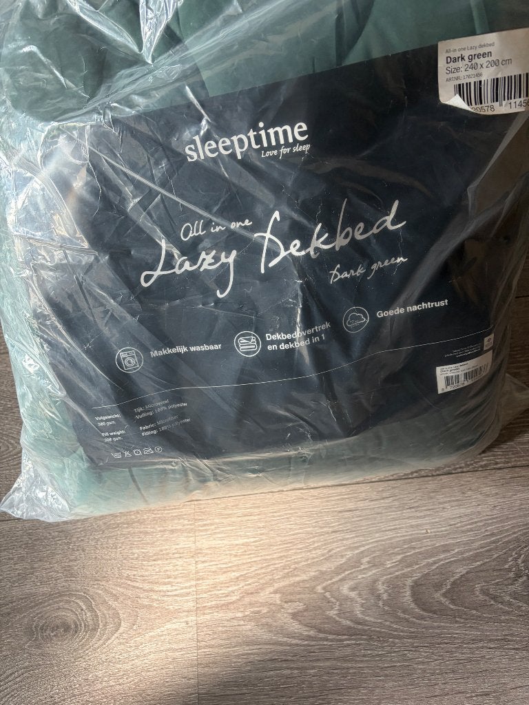 Laze dekbed 200/240 nieuw! Dark green, Huis en Inrichting, Slaapkamer | Beddengoed, Ophalen of Verzenden, Deken of Dekbed, Groen