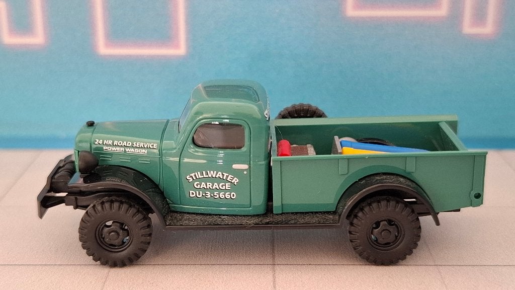 Busch 1:87 Dodge Power Wagon Stillwater Garage (met lading), Ophalen of Verzenden, Gebruikt, Auto, Overige merken