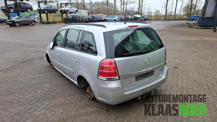 Achterbumper van een Opel Zafira, Gebruikt, -, -, Opel