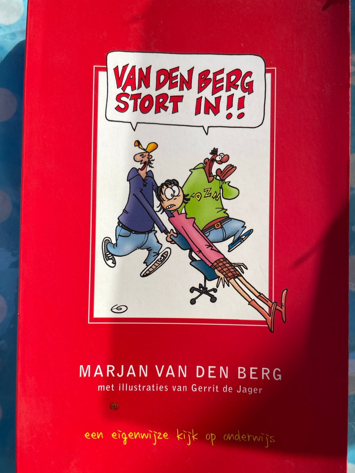Van den Berg Stort In!! - Marjan van den Berg, Ophalen of Verzenden, Gelezen