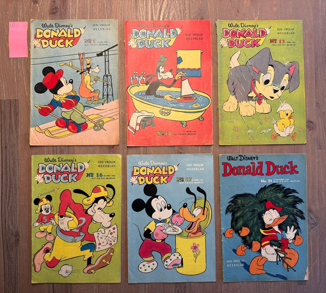 Vintage Donald Duck Weekbladen - Diverse nummers uit 1961, Meerdere stripboeken, Ophalen of Verzenden, Gelezen