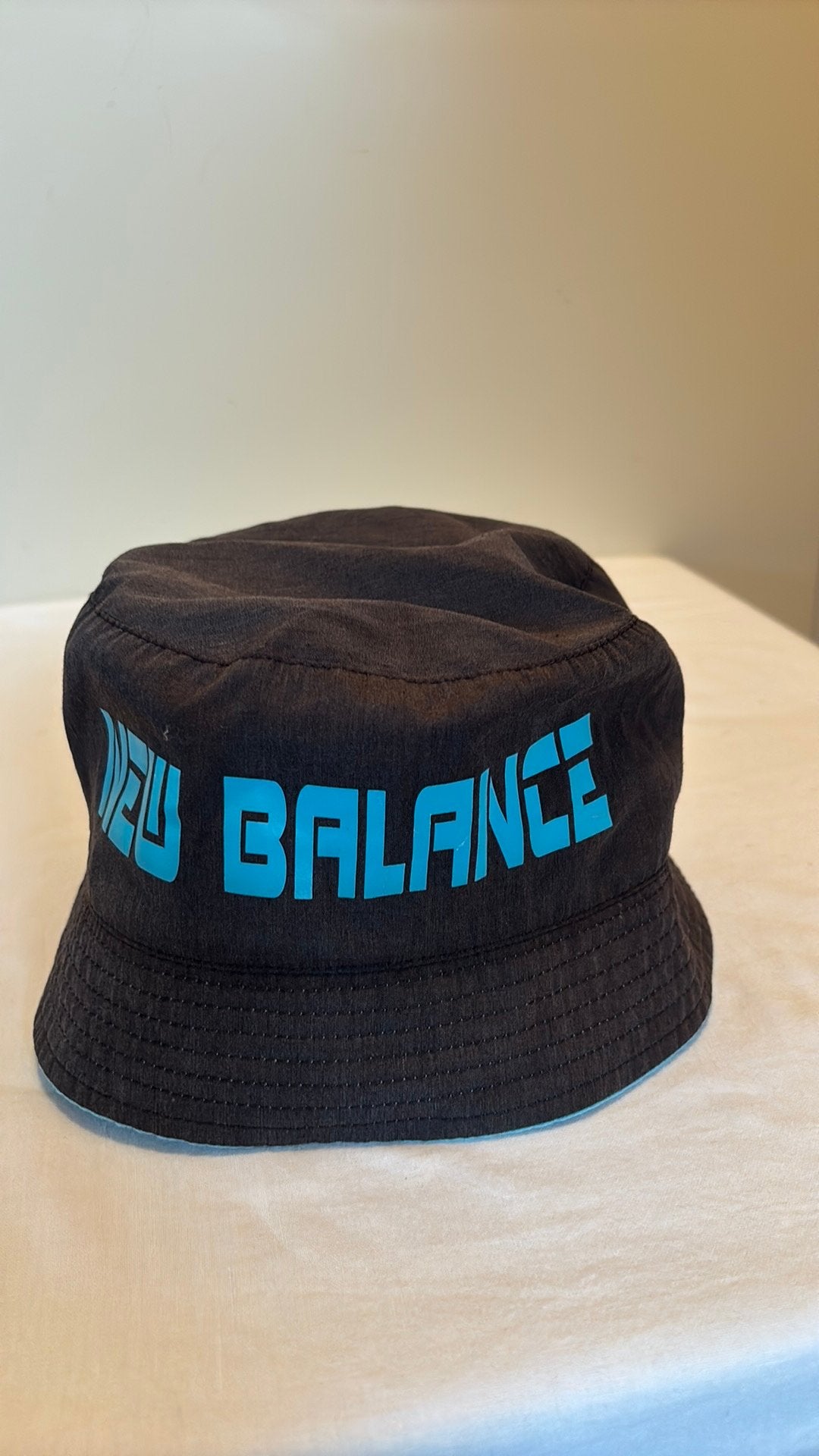 New Balance visser - zonne hoedje mt L, Ophalen of Verzenden, Zo goed als nieuw