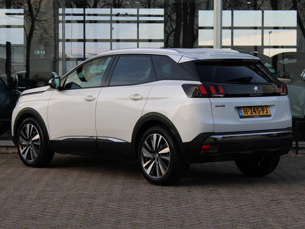Peugeot 3008 1.2 PT Blue Lease Premium | Automaat | Camera /, 12 maanden, Gebruikt, 1199 cc, Leder en Stof