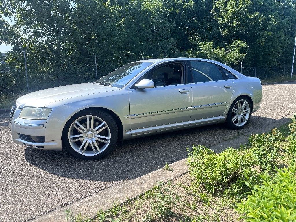 Audi A8 4.2 Quattro 246KW AUT 2004 Grijs LPG G3 Gas, Automaat, 4172 cc, Particulier, 1835 kg