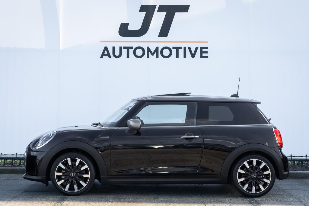MINI Cooper 1.5 Classic Panoramadak | Camera | Cruise | Lede, Auto's, Mini, Automaat, 136 pk, Gebruikt, Euro 6