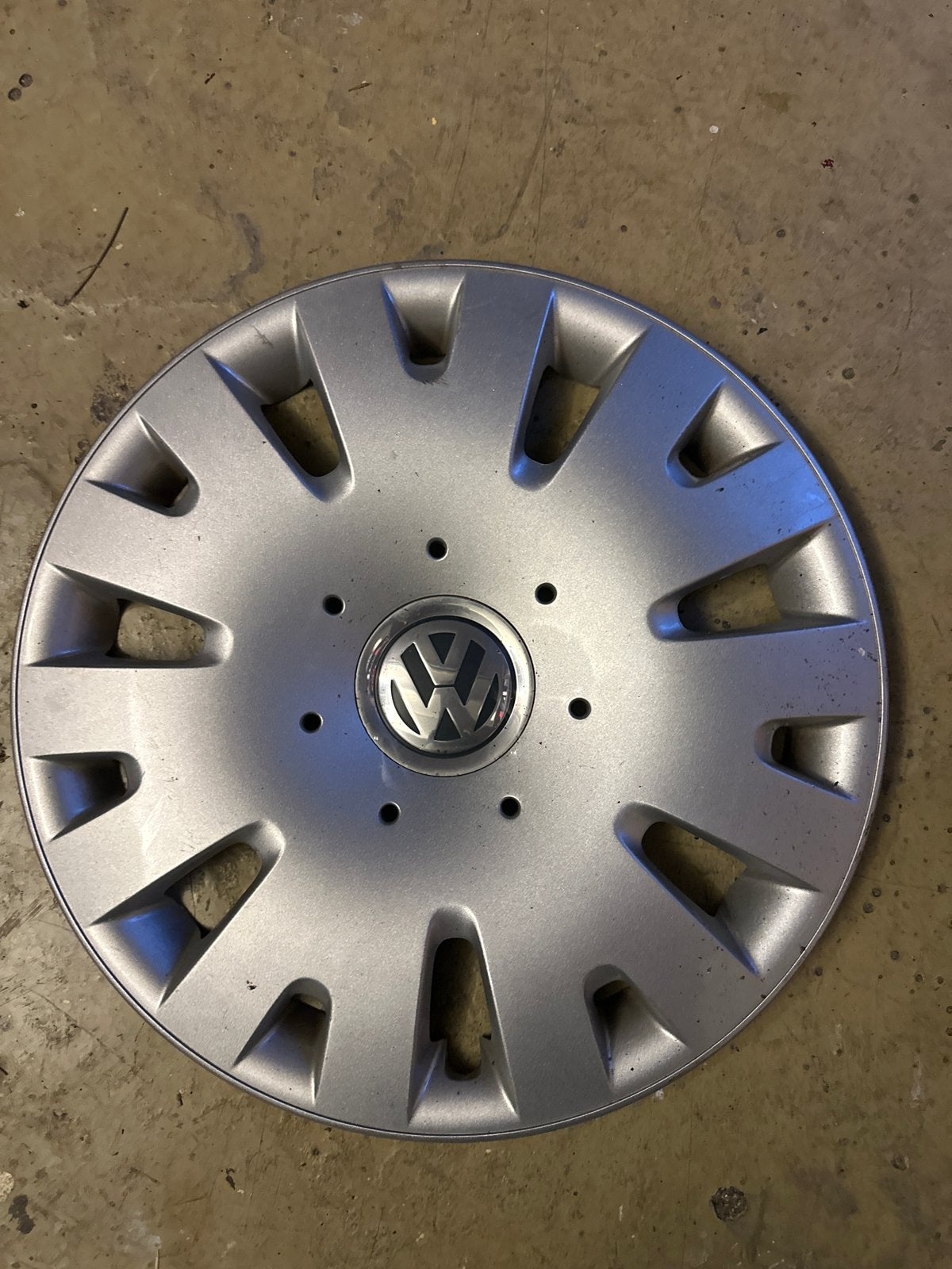 VW Polo 9N 14 inch wieldop 6Q0601147Q, Auto diversen, Wieldoppen, Ophalen of Verzenden, Gebruikt