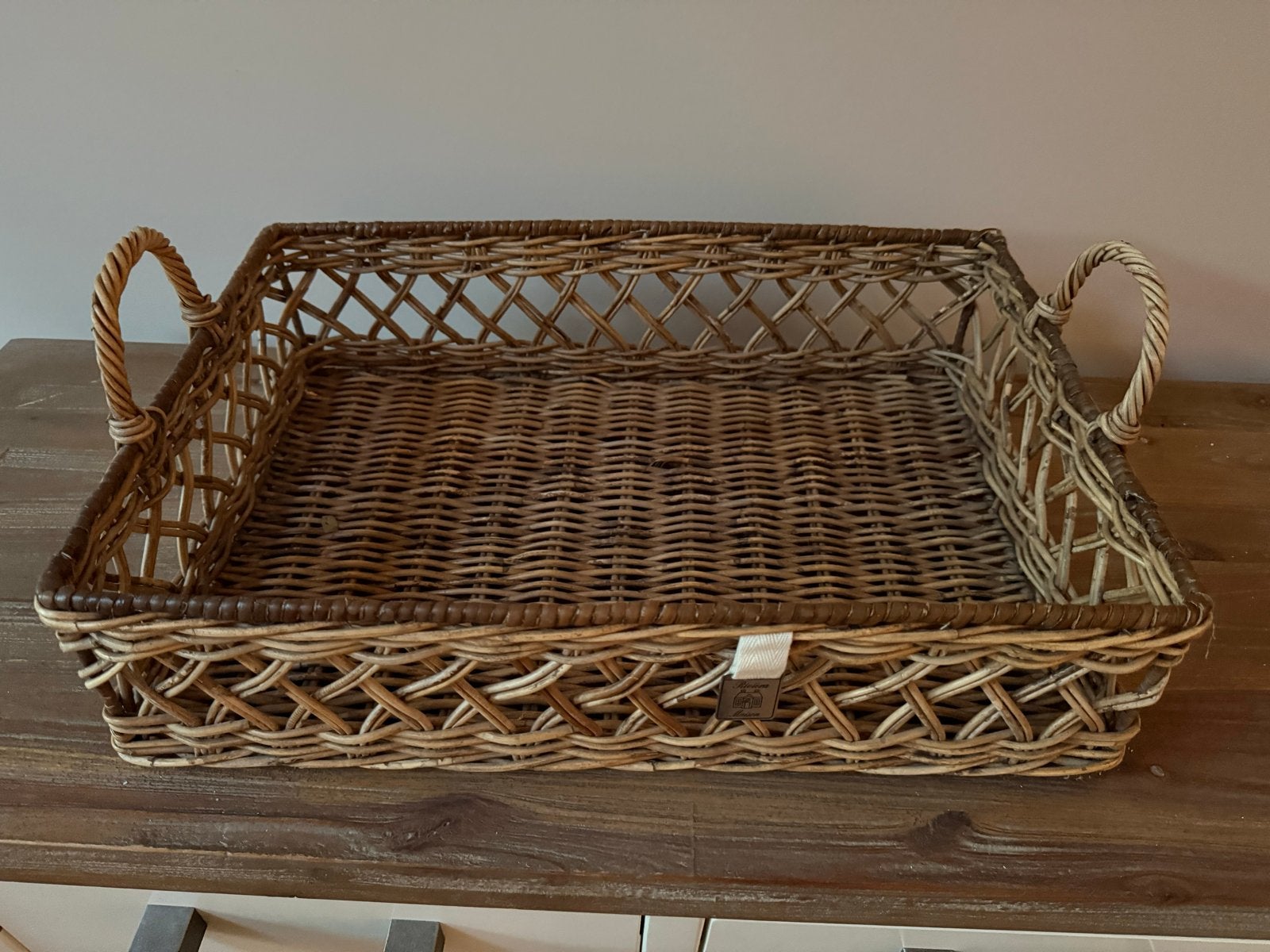 *Z.G.A.N. RIVIERA MAISON AVENUE PIERRE TRAY DIENBLAD MAND*, Gevlochten, Ophalen of Verzenden, Zo goed als nieuw, Riet