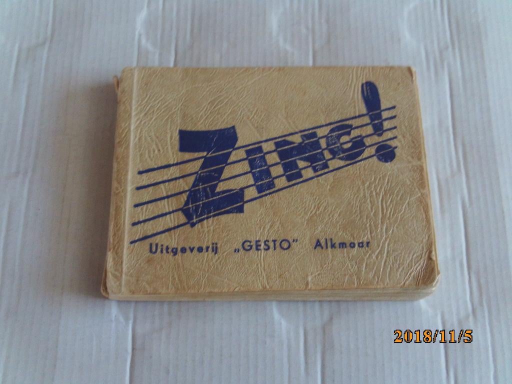 liederenbundel "zing", 135 liederen en canons - van gemert, Boeken, Ophalen of Verzenden, Gelezen, Artiest