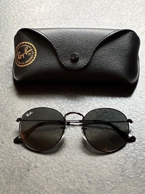 Ray Ban zonnebril 3447-N Round Metal, Ophalen, Zonnebril, Zwart, Zo goed als nieuw