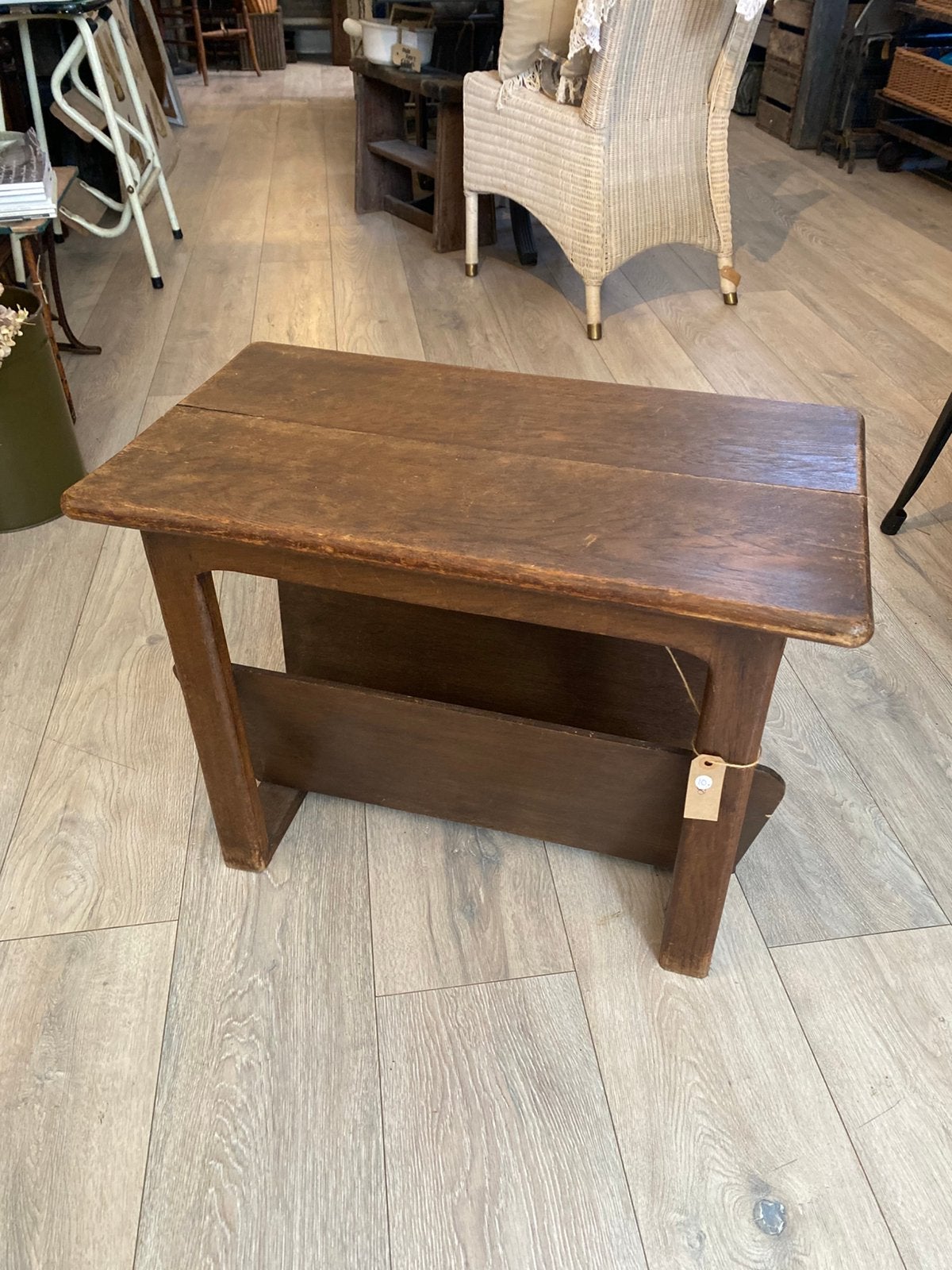 Leuk Oud Lectuurtafeltje, Bijzettafel, Hout, Bijzettafeltje, Ophalen, Hout