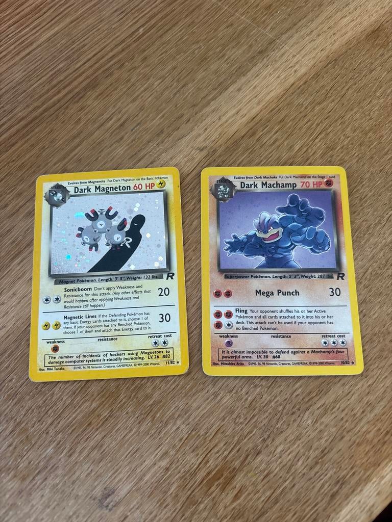 Pokémon kaarten: Dark Magneton 11/82 & Dark Machamp 10/82 Ho, Ophalen of Verzenden, Gebruikt, Meerdere kaarten, Foil