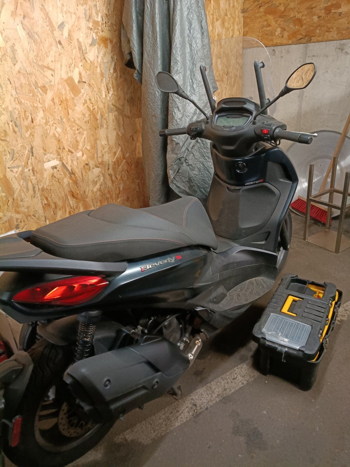 Piaggio Beverly S 400 hpe, Ophalen, Overige modellen, Zo goed als nieuw, Benzine