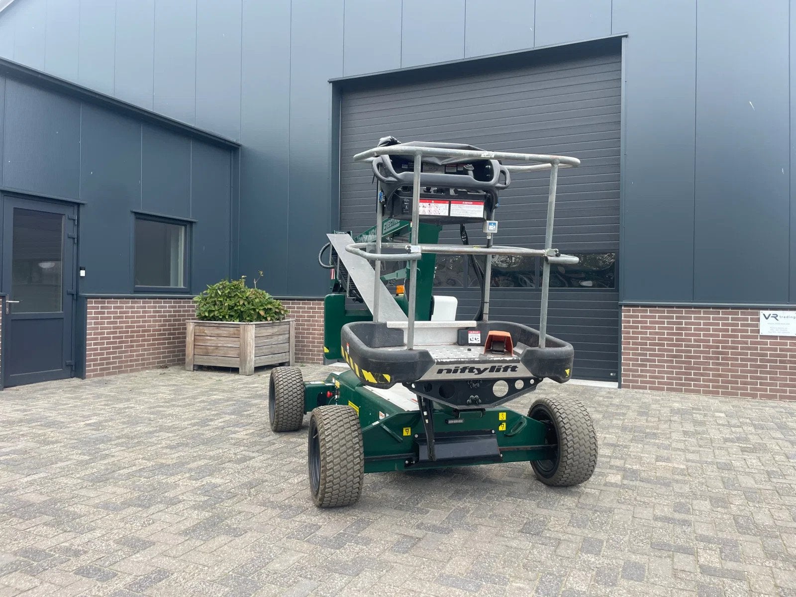 Niftylift HR12 LE elektrische knikarm hoogwerker (bj 2020)