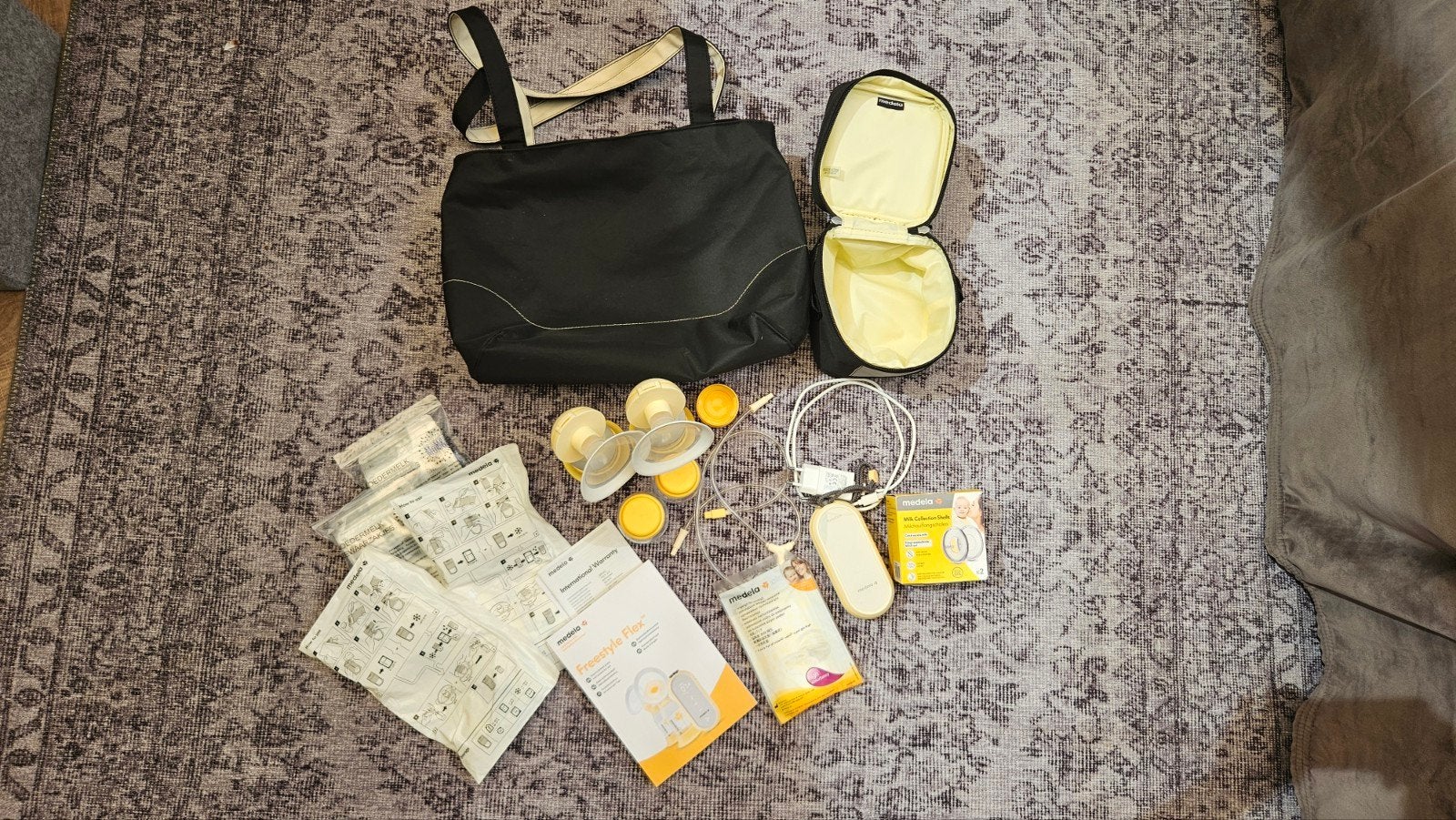 Medela Freestyle Flex kolfset met accessoires, Kinderen en Baby's, Ophalen of Verzenden