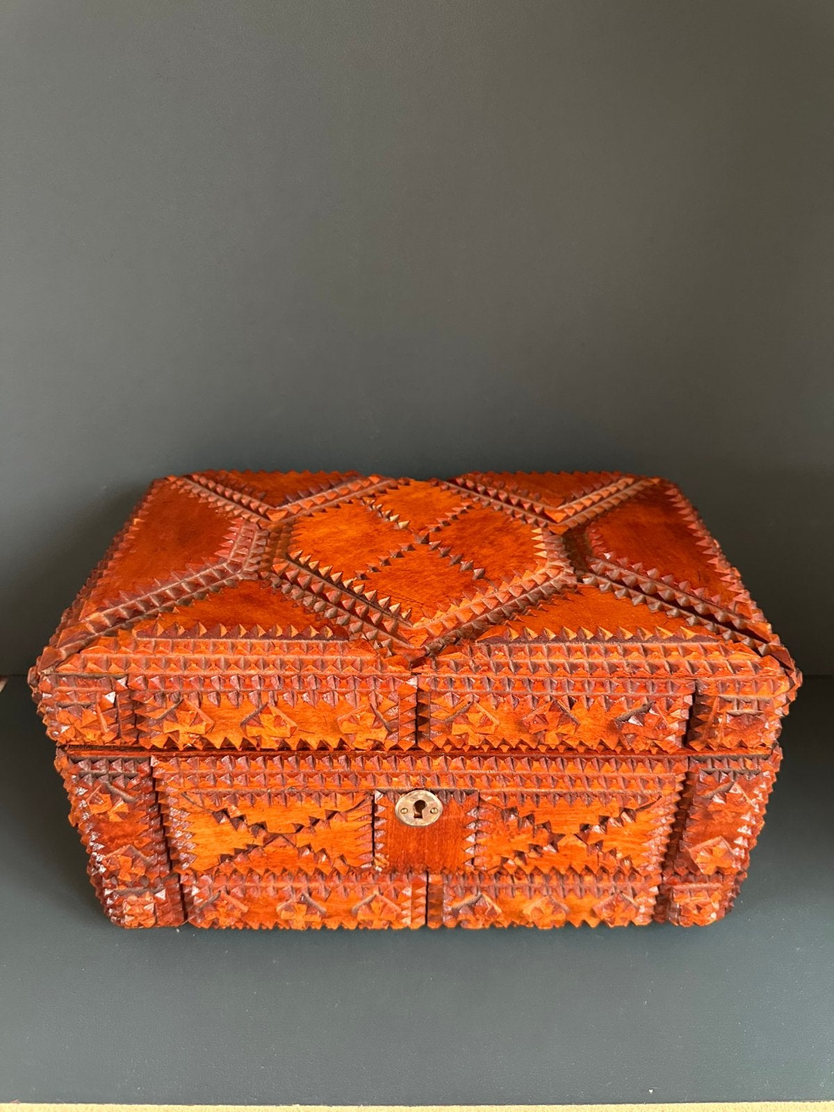 Tramp Art Kist, Ophalen of Verzenden