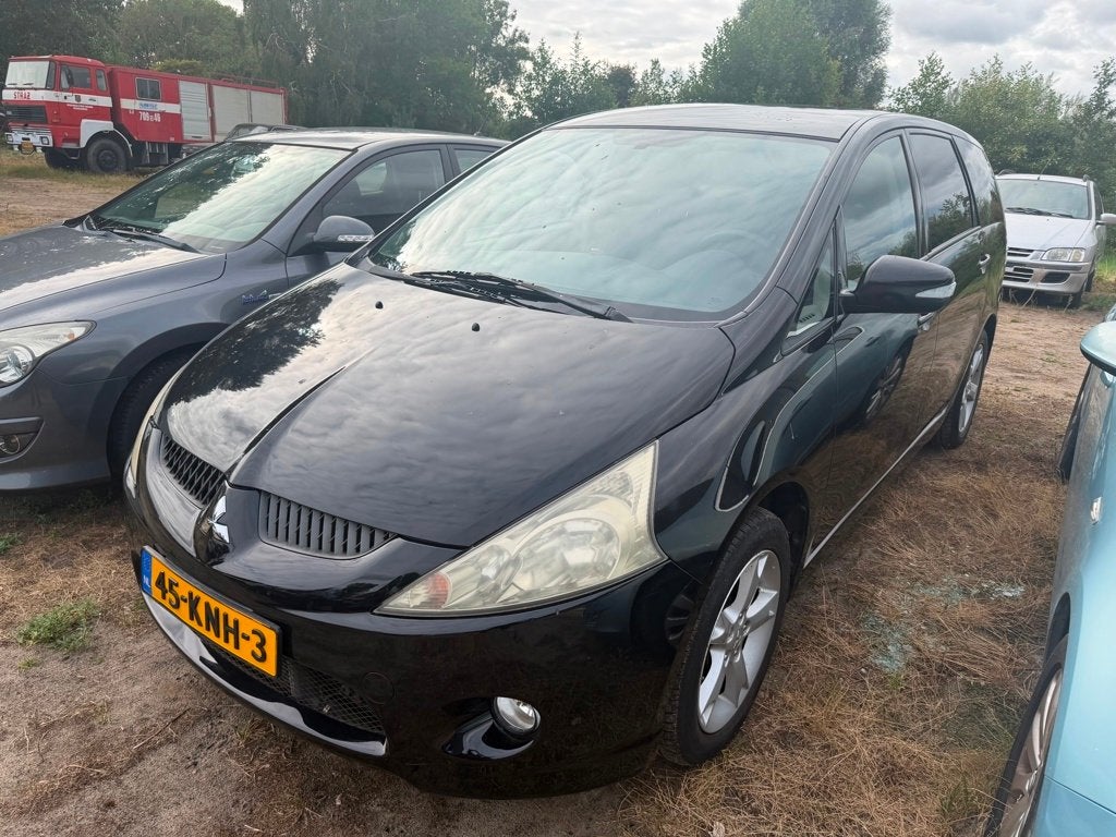 Mitsubishi Grandis 2.0 DI-D Inform/airco/velgen, Voorwielaandrijving, 15 km/l, Gebruikt, 2000 kg