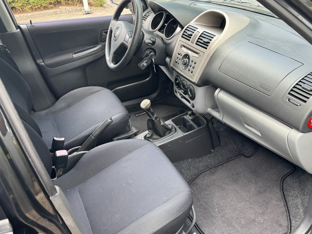 Suzuki IGNIS 1.3 5-deurs Airco trekhaak/Lichtmetalen velgen, Auto's, Suzuki, Voorwielaandrijving, 94 pk, 15 km/l, Gebruikt