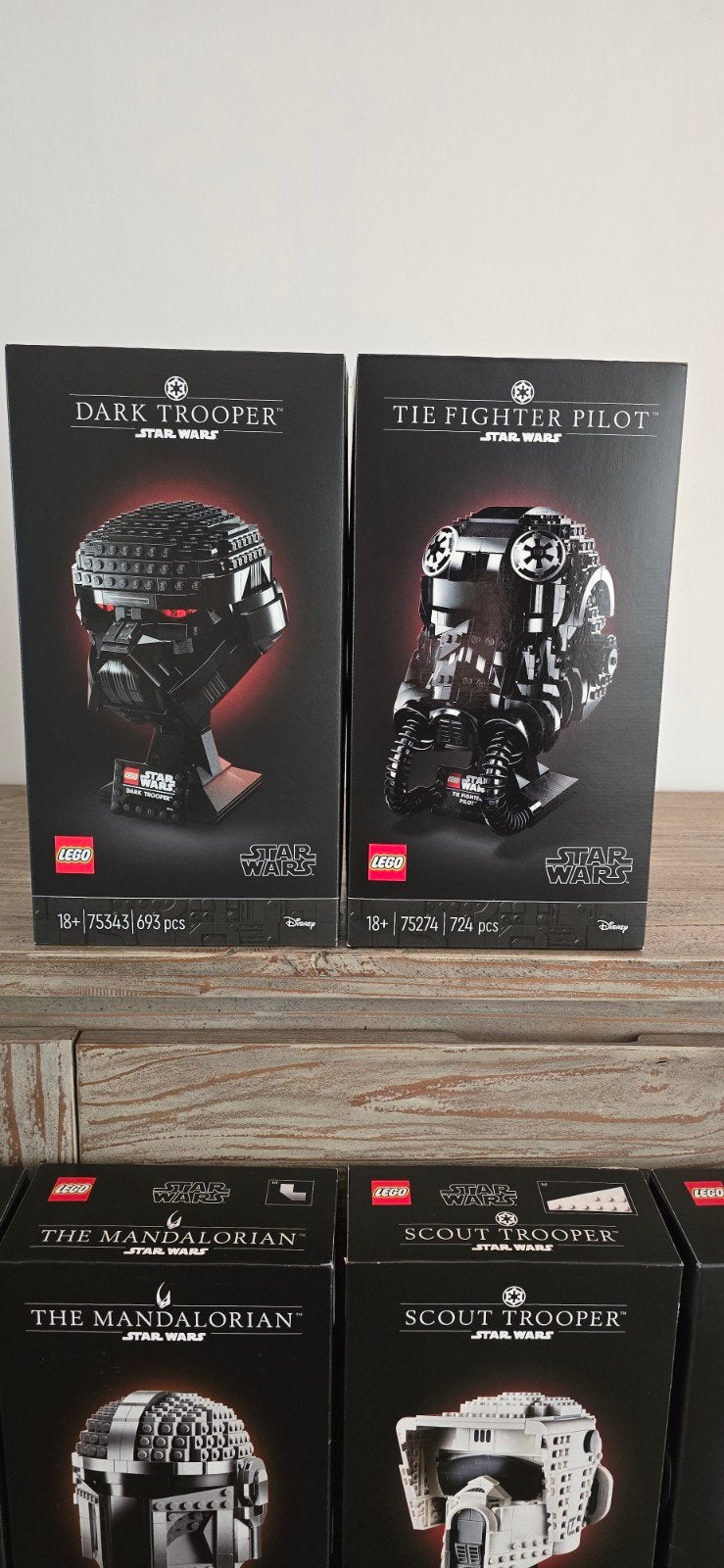 Foto 5 van Bijna complete Star Wars Lego Helmet Collectie (14 stuks).