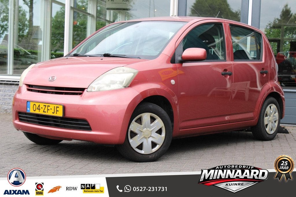 Daihatsu Sirion 2 1.3-16V Comfort, Auto's, Daihatsu, Metallic lak, Gebruikt, 31 €/maand, 4 cilinders