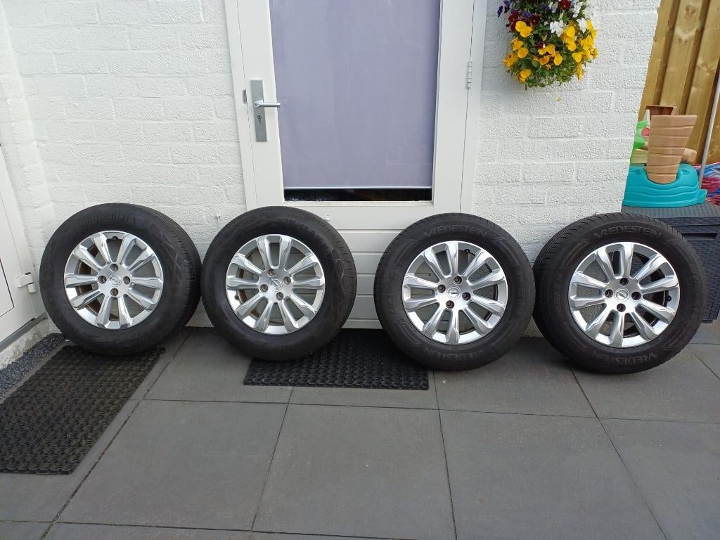 Opel Mokka 16 inch velgen met zomerbanden, Auto-onderdelen, Banden en Velgen, Ophalen, Velg(en), 16 inch, Personenwagen