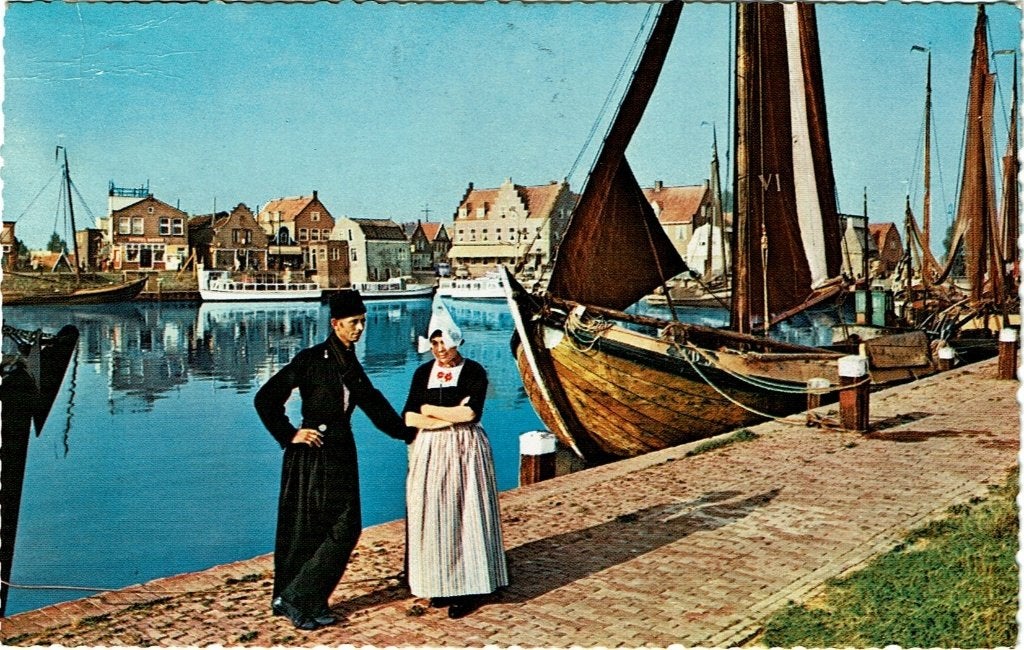 Volendam - Klederdracht, Verzamelen, Ophalen of Verzenden, 1960 tot 1980, Gelopen, Noord-Holland