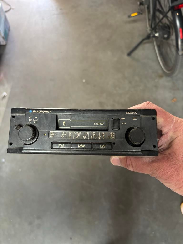Blaupunkt Madrid 23 Autoradio - Vintage Cassette Speler, Auto diversen, Ophalen, Gebruikt