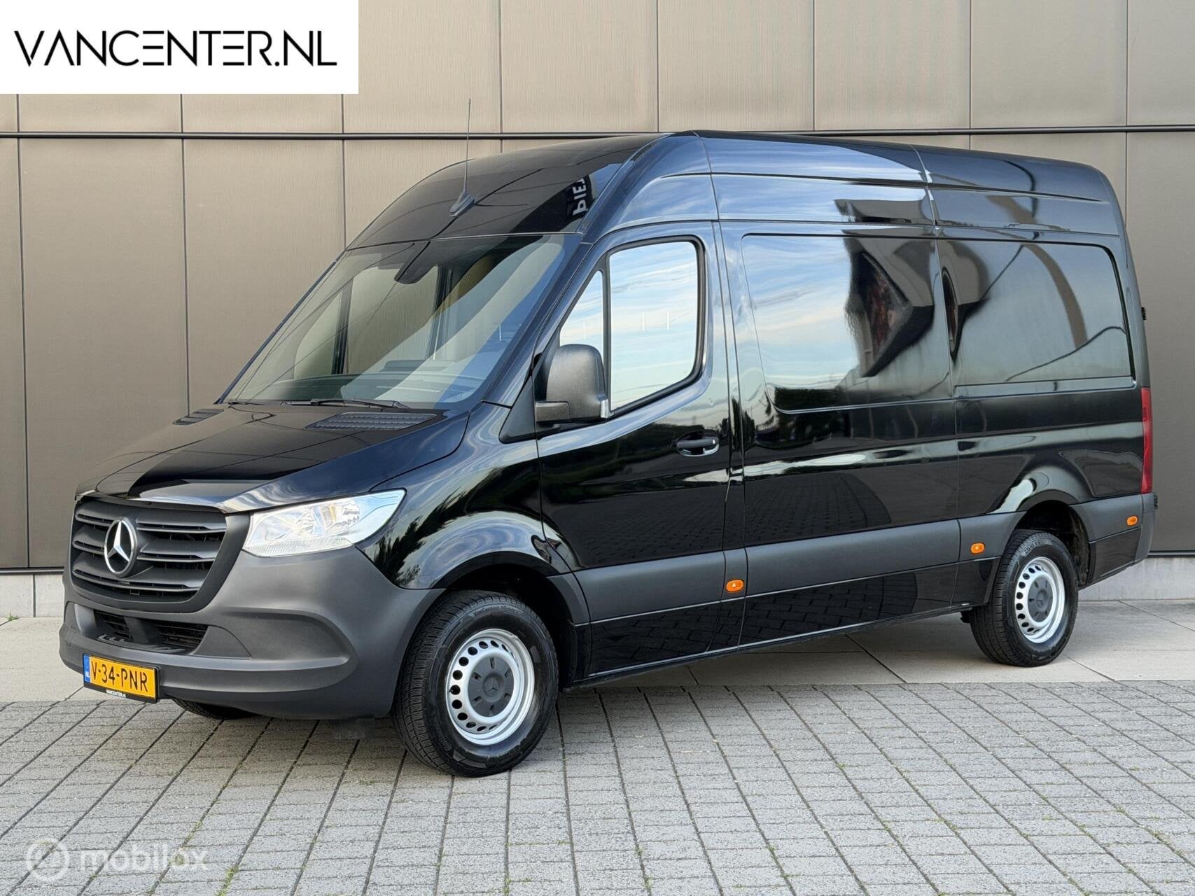 Mercedes Sprinter RWD 314 2.2 CDI Automaat L2H2 Carplay Airc, Automaat, Gebruikt, 2000 kg, Zwart