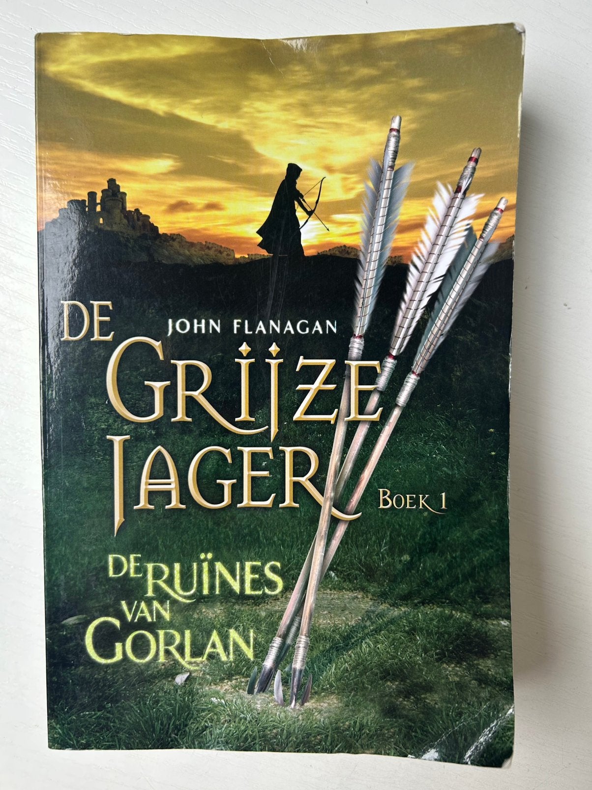 John Flanagan - De ruïnes van Gorlan boek 1, Boeken, Ophalen of Verzenden, Gelezen, John Flanagan