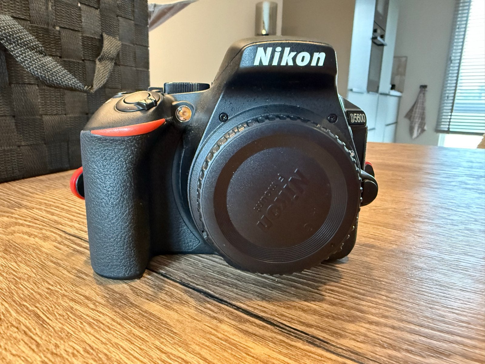 Nikon D5600 body spiegelreflex camera - Zeer goede staat, Ophalen of Verzenden, Zo goed als nieuw, Spiegelreflex, Nikon