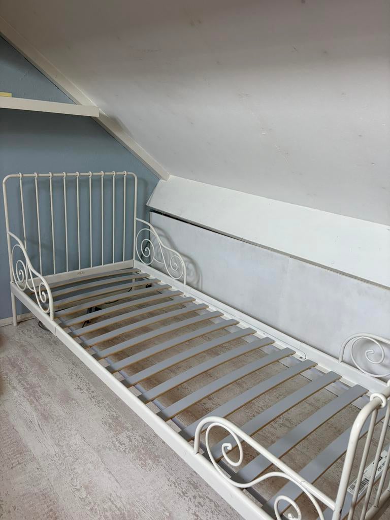 Meegroeibed Ikea, Kinderen en Baby's, Kinderkamer | Bedden, Zo goed als nieuw, 180 cm of meer, 70 tot 85 cm, Lattenbodem, Ophalen