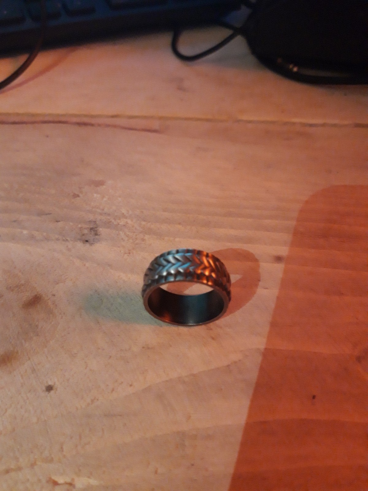 Stalen ring met gevlochten patroon, Ophalen, 18 tot 19, IJzer of Staal, Zo goed als nieuw
