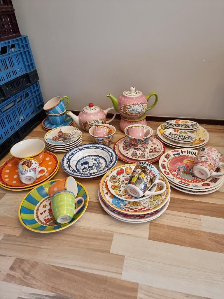 43 Stuks Blond Amsterdam Servies borden mokken bekers, Huis en Inrichting, Keuken | Servies, Ophalen, Blond Amsterdam, Nieuw, Aardewerk