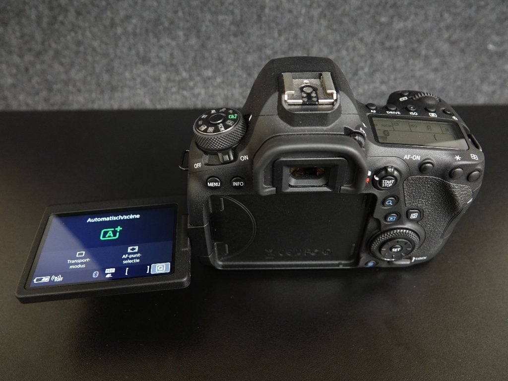 Canon EOS 6D MKII incl. Canon en Hahnel Li-Ion en oplader, Canon, Spiegelreflex, Canon, Onbekend
