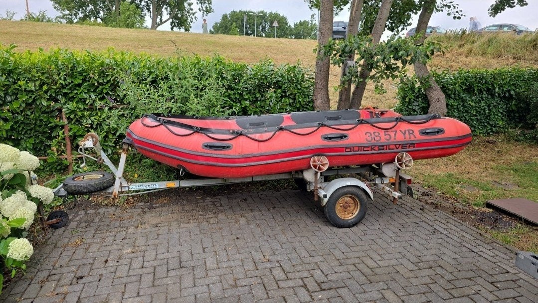 Rubberen quicksilver boot., Watersport en Boten, Kano's, Overige typen, Ophalen of Verzenden