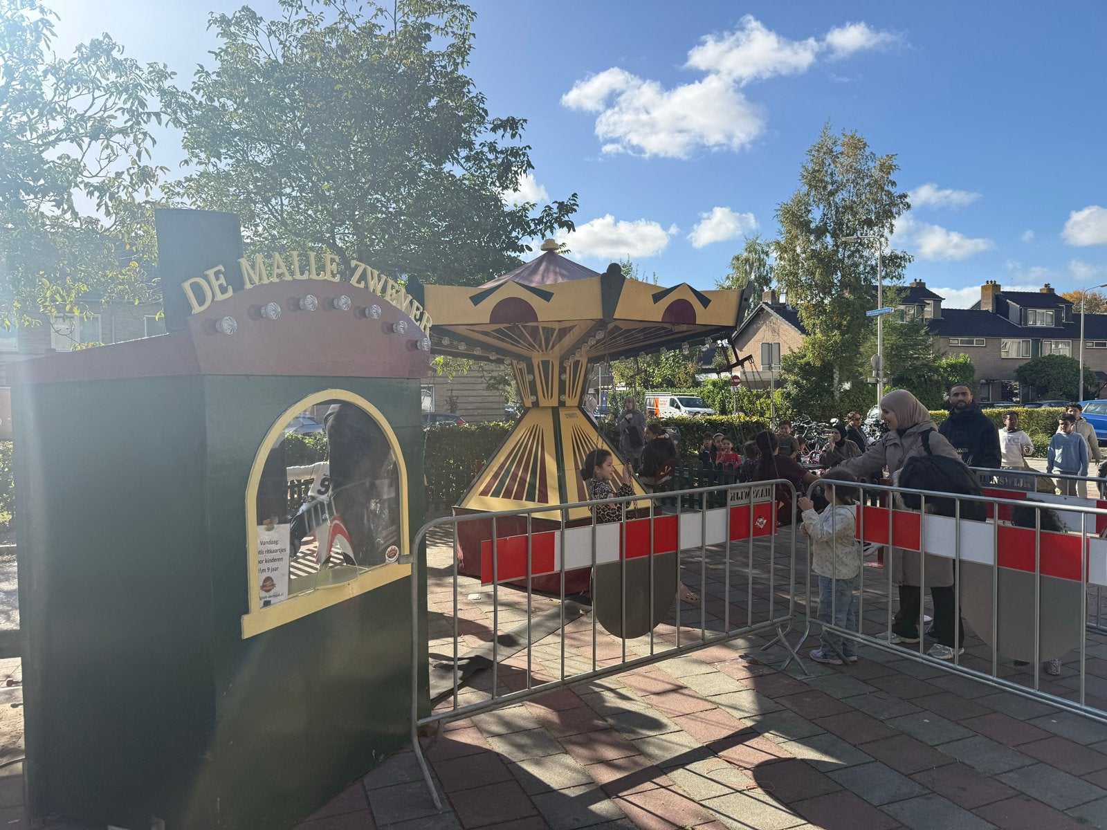 Draaimolen,zweefmolen,rodeo,springkussen attractie te huir, Ophalen of Verzenden