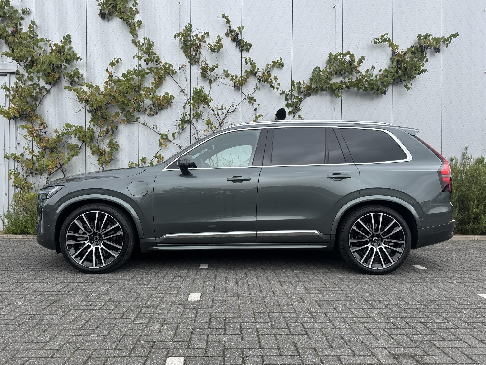 Volvo XC90 2.0 T8 Plug-in hybrid AWD Ultra Bright Exec. Ed., 12 maanden, Euro 6, Hybride Elektrisch/Benzine, SUV of Terreinwagen