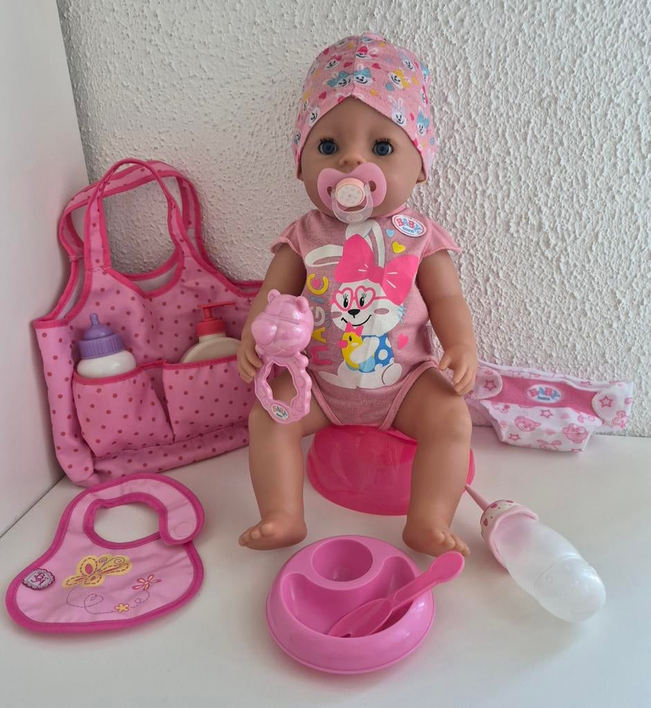 Baby Born pop Magic Girl Soft Touch Babyborn.

Als Nieuw, Kinderen en Baby's, Ophalen of Verzenden, Zo goed als nieuw, Babypop