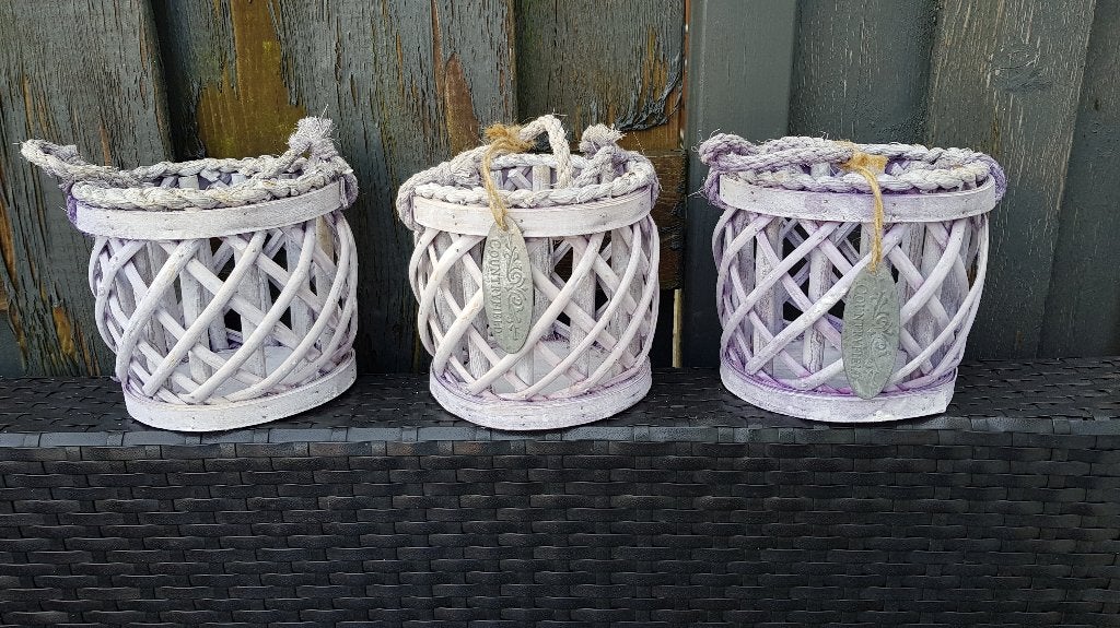 3 brocante rieten rotan mandjes, hengsel, Countryfield. S17
