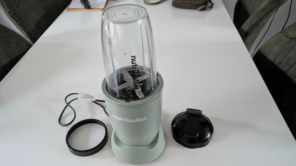 Nutribullet 900 pro blender, Witgoed en Apparatuur, Blenders, Ophalen of Verzenden, Zo goed als nieuw, Blender