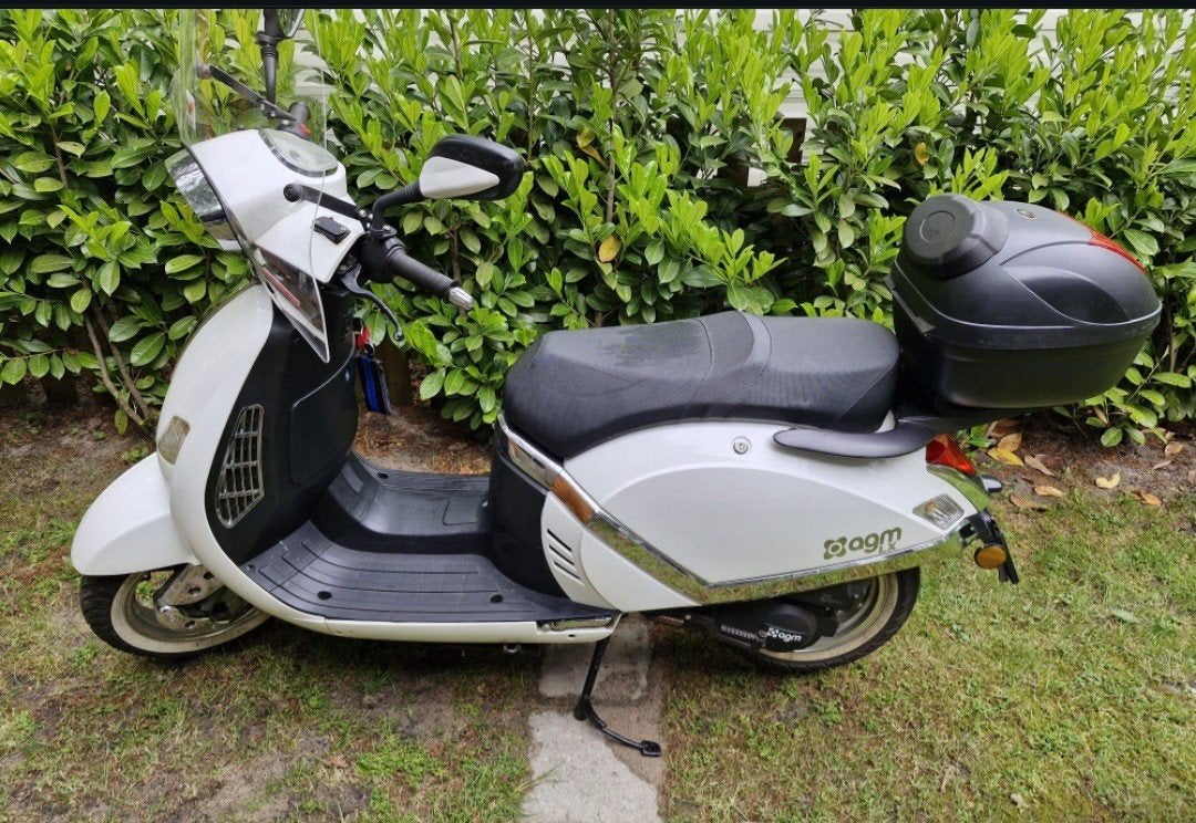 AGM LX snorscooter uit 2017 (blauw kenteken), Gebruikt, Benzine, Ophalen, Overige merken