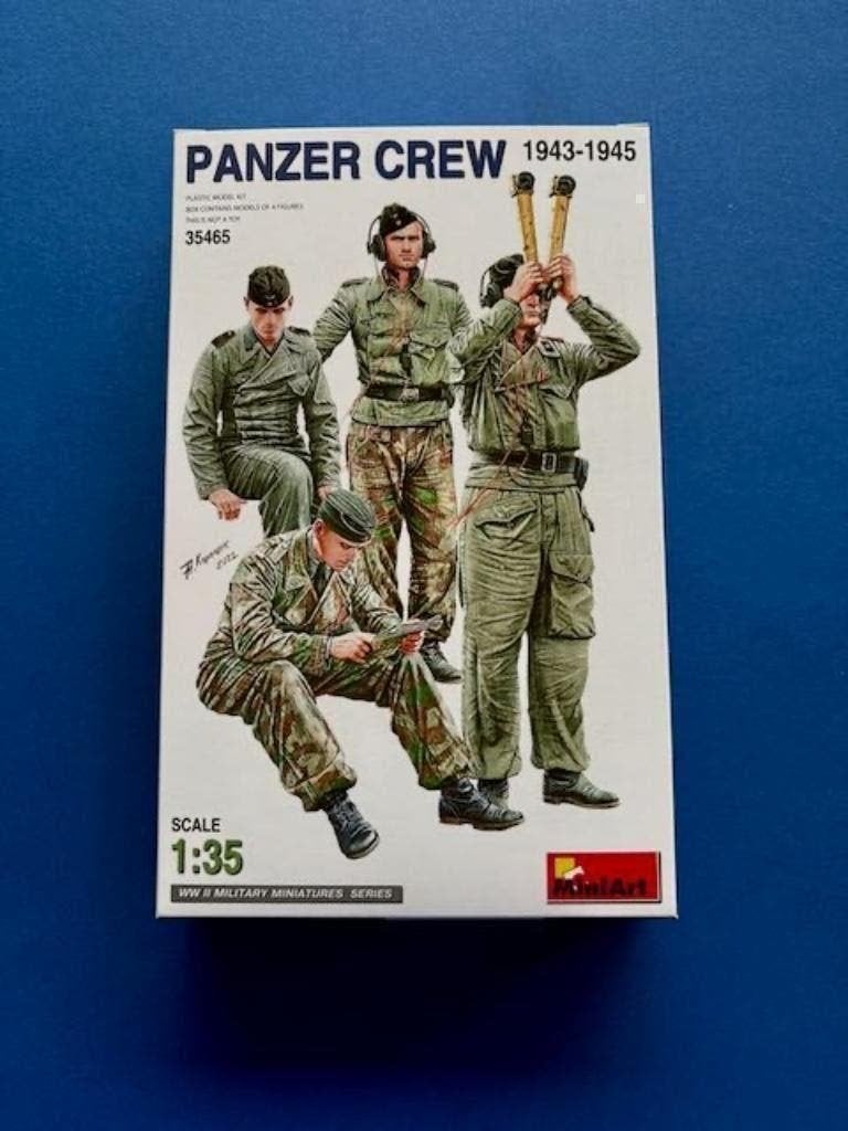 MiniArt	35465	Panzer Crew (1943-1945)	1/35, Verzenden, Nieuw, 1:35 tot 1:50