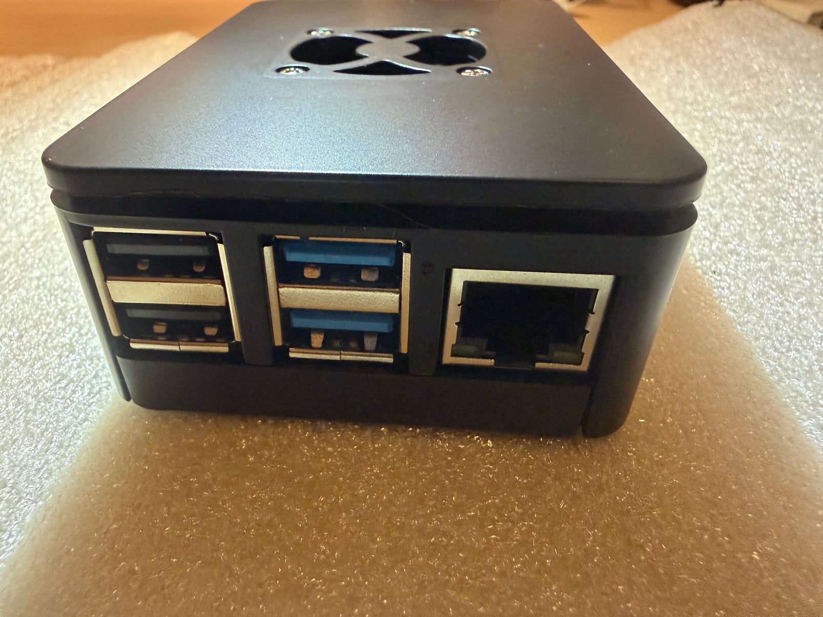 Raspberry Pi 4 2GB set met fan, 16GB SD en voeding, Ophalen of Verzenden, Zo goed als nieuw, Linux
