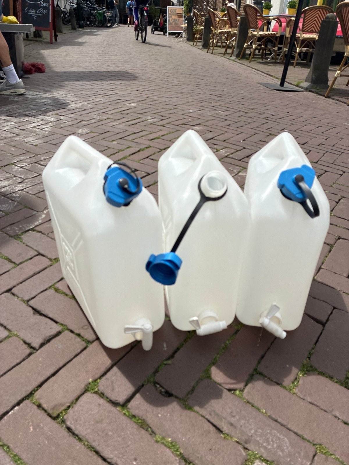 3x Jerrycan met kraantje - Ideaal voor water of brandstof, Ophalen, Gebruikt