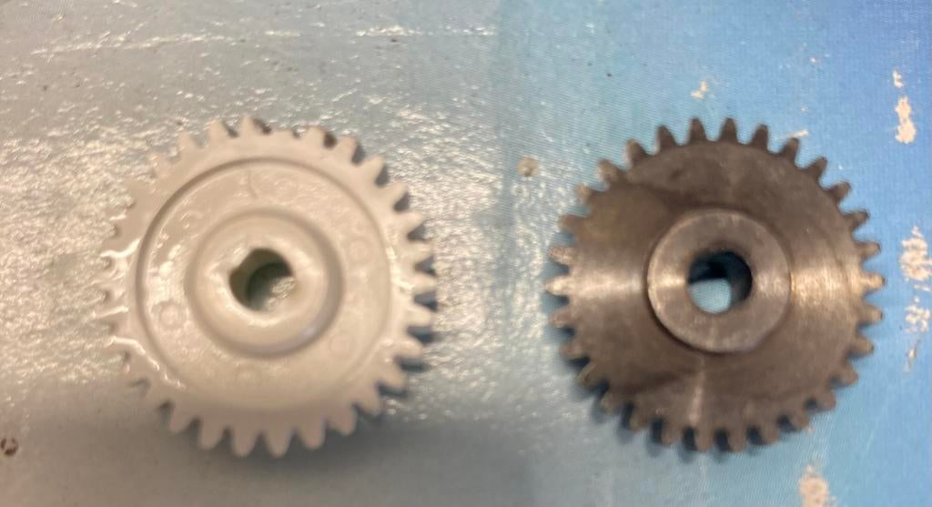 Mazda buiten spiegel tandwiel 30 Tanden M 3 5 6 CX3 CX5 CX7, Auto-onderdelen, Spiegels, Ophalen of Verzenden, Mazda